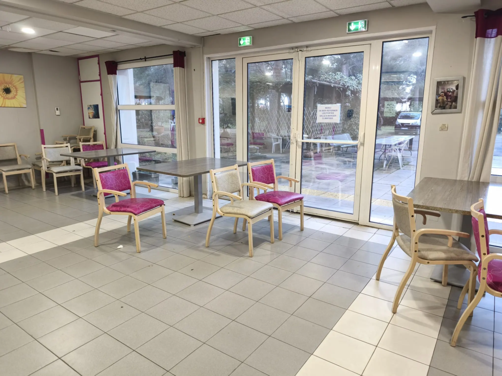 Ehpad Les Cardalines - salle commune Ehpad Les Cardalines - salle commune